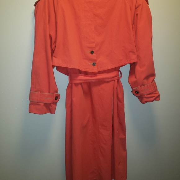 Vintage Coat - Picture 6 of 9